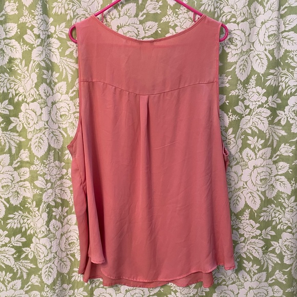 🏝️Big $9 Sale!🏝️Torrid Tank Top Duo - Black & White, and Pink - Picture 5 of 9